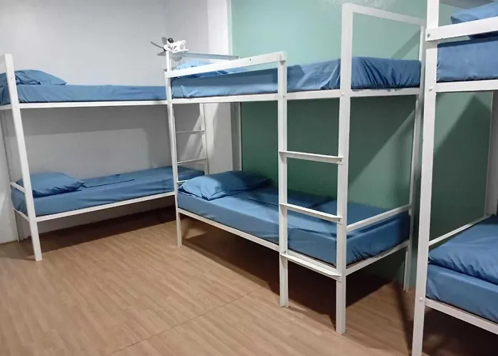 Hotel Oyo 1170 Mvm Transient Pasay Manila